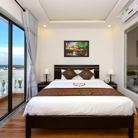 Hotel Front Beach Hoi An Esterno foto
