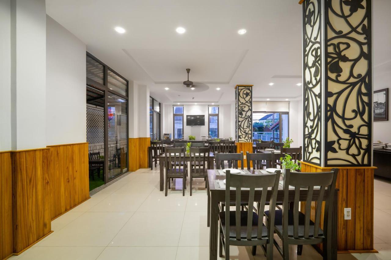 Hotel Front Beach Hoi An Esterno foto